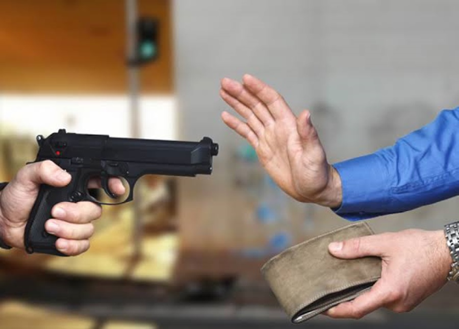 ESCLARECIMENTO: Vendedor de título de capitalização diz que roubo não afetou clientes 