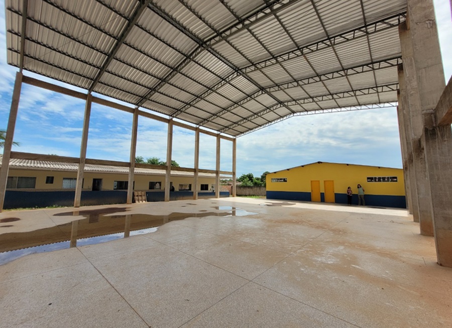 RECURSOS: Deputado Alex Silva destina R$300 para atender a Escola Canto do Uirapuru