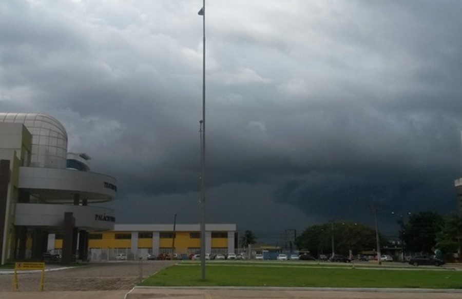 MESMICE: Chuva a qualquer hora nesta segunda (13), segundo Climatempo.com