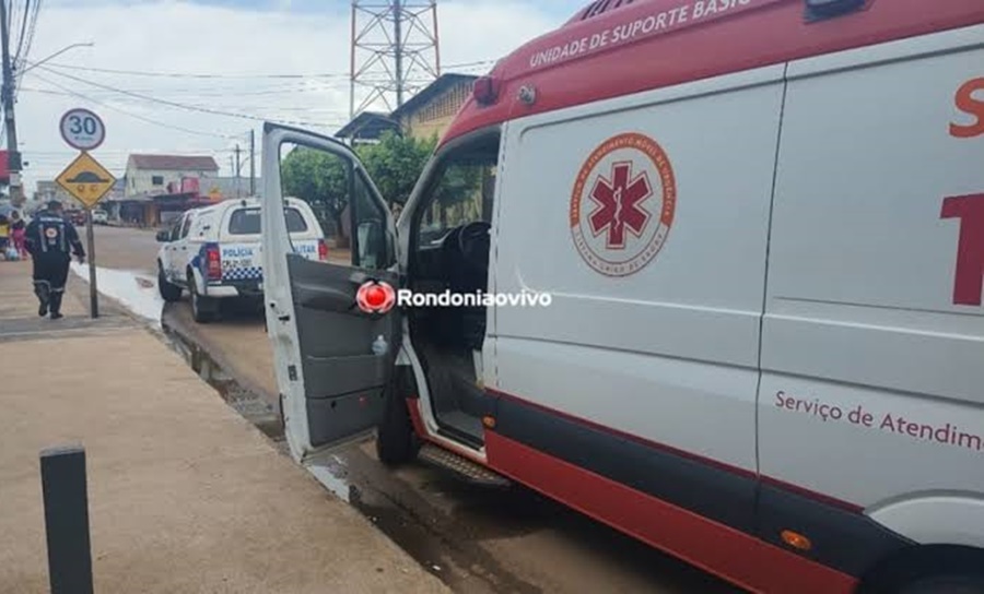 NO CENTRO: Mulher é agredida a pauladas em confusão na frente do Mercado do KM 01