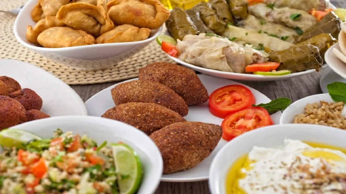 GASTRONOMIA: Onde encontrar boa comida do Oriente Médio na capital