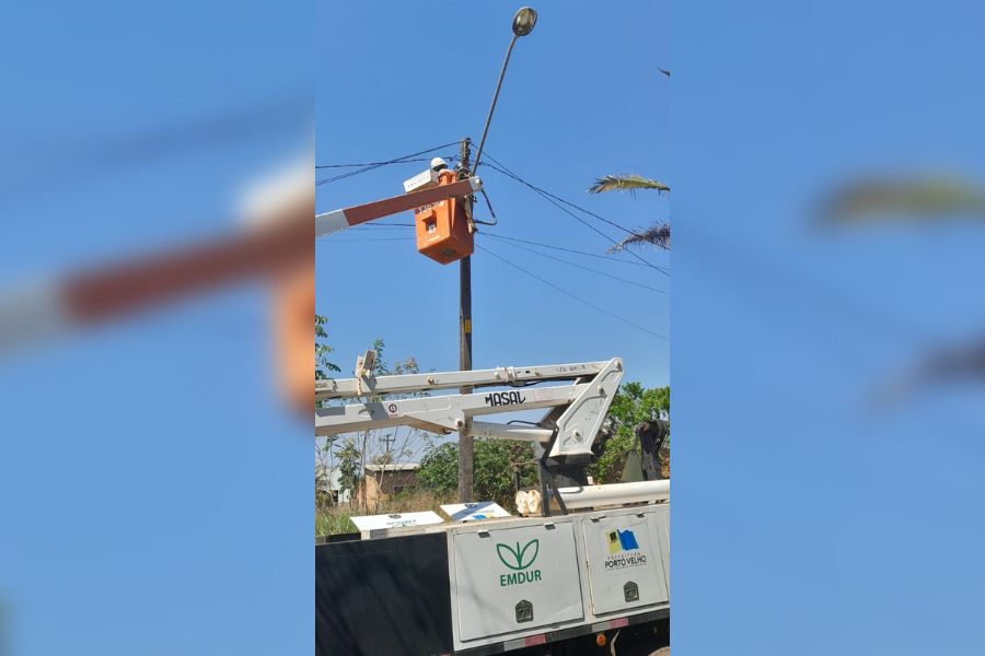 EDWILSON NEGREIROS: EMDUR substitui lâmpadas em 13 pontos distribuídos por quatro ruas do Canaã 