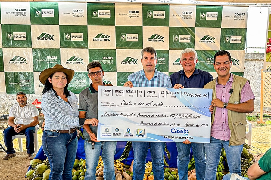 CÁSSIO GOIS: Deputado entrega recursos para fortalecer a agricultura em Primavera de Rondônia