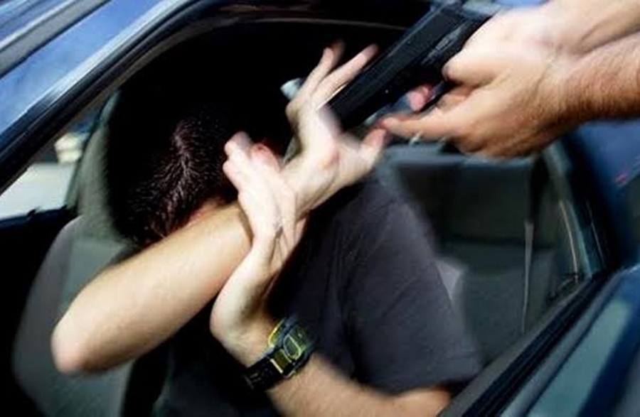 EMBOSCADA: Motorista de app e passageira são roubados após negociação pela internet