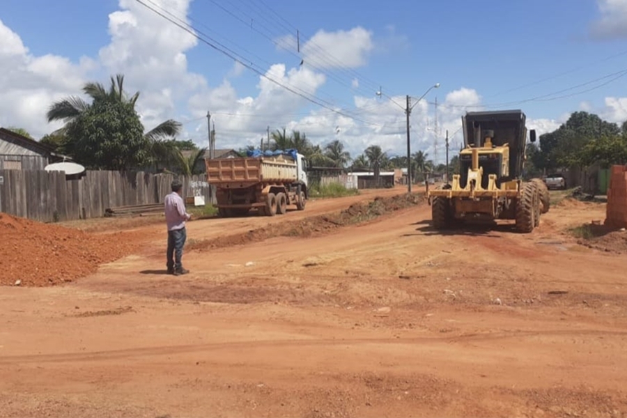ALAN QUEIROZ: Deputado propõe utilização de material asfáltico residual para Vista Alegre