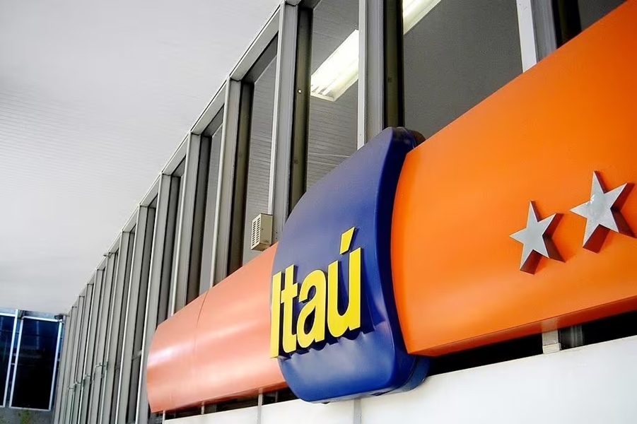 OPORTUNIDADE: Itaú Unibanco abre inscrições para programa de estágio com bolsas até R$ 2,4 mil