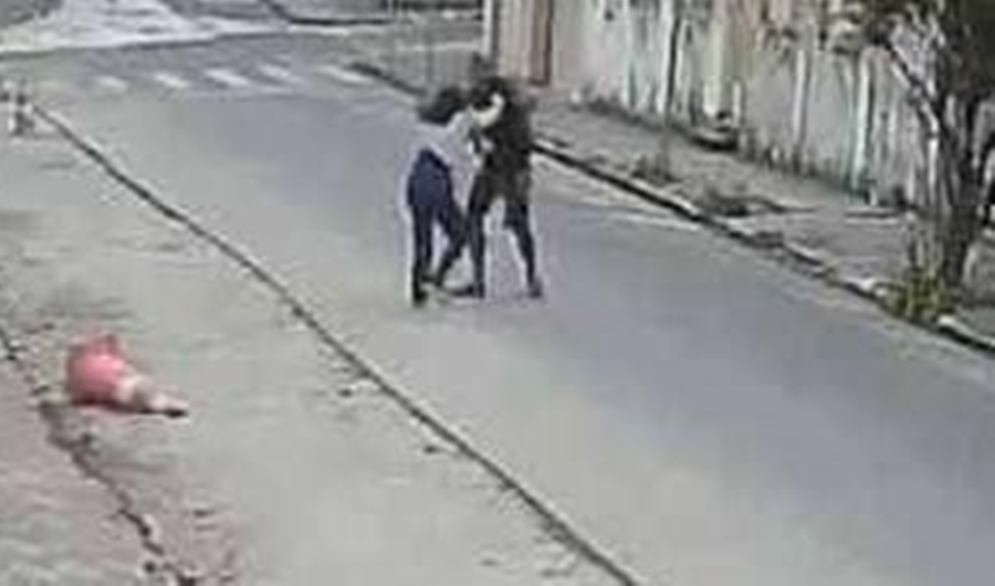 JOGADA AO CHÃO: Funcionária da OI é agredida e roubada por criminoso enquanto trabalhava