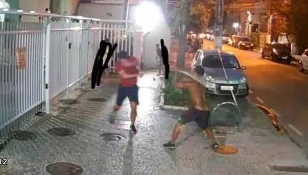 ESPANCADO: Morador de rua é socorrido para a UPA após ser atacado por trio 