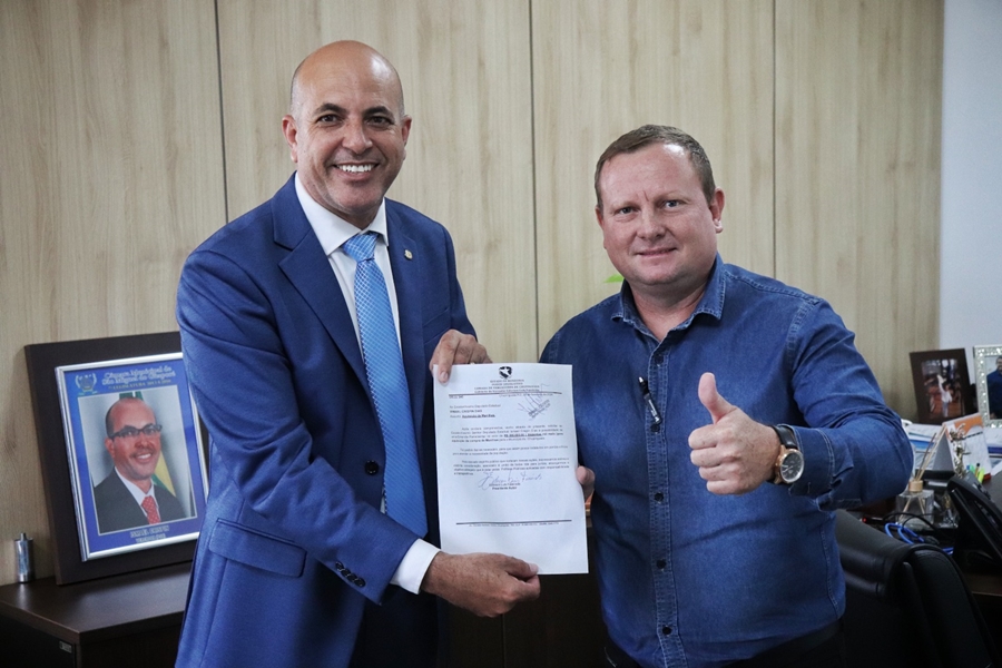 ISMAEL CRISPIN: Deputado demonstra compromisso com a educação de Chupinguaia 