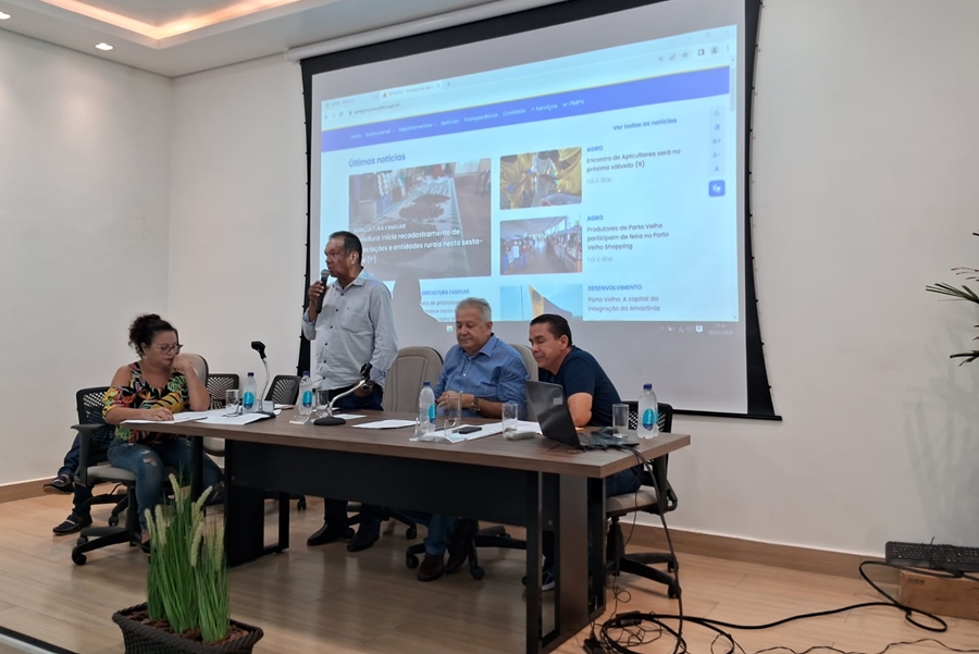 JURANDIR BENGALA:  Vereador participa de reunião para tratar sobre ações de PVH