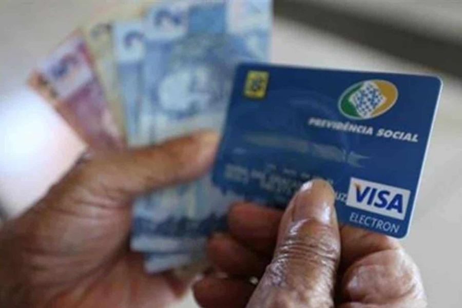 NA CONTA: Governo antecipa décimo terceiro de aposentados e pensionistas