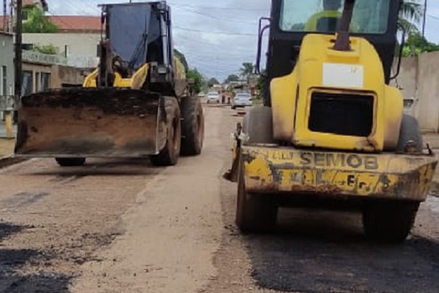 MACÁRIO BARROS: Vereador solicita operação tapa-buraco no bairro Nova Floresta