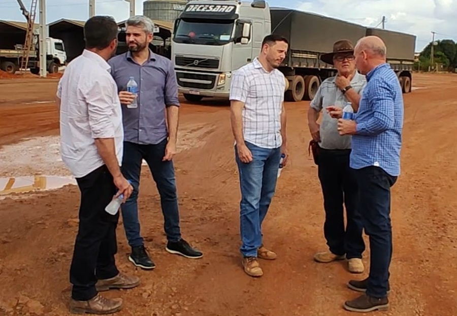 EZEQUIEL NEIVA: Deputado anuncia o inicio das obras para asfaltamento dos acessos da CTR