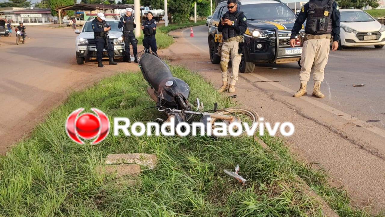 BR-364: Motocicleta fica destruída após ser atingida por caminhão no viaduto
