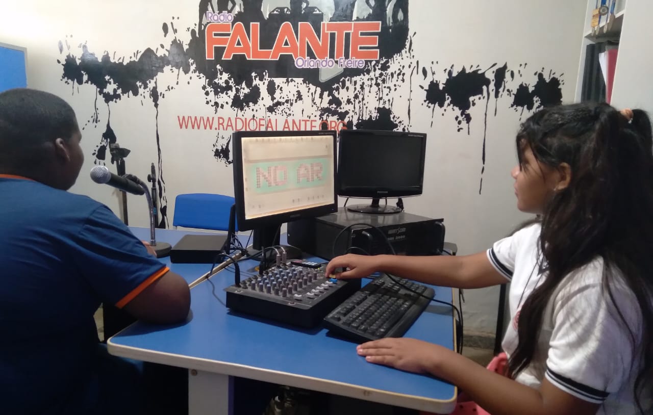 ANIVERSÁRIO: Rádio Falante celebra quatorze anos de atividades na escola Orlando Freire