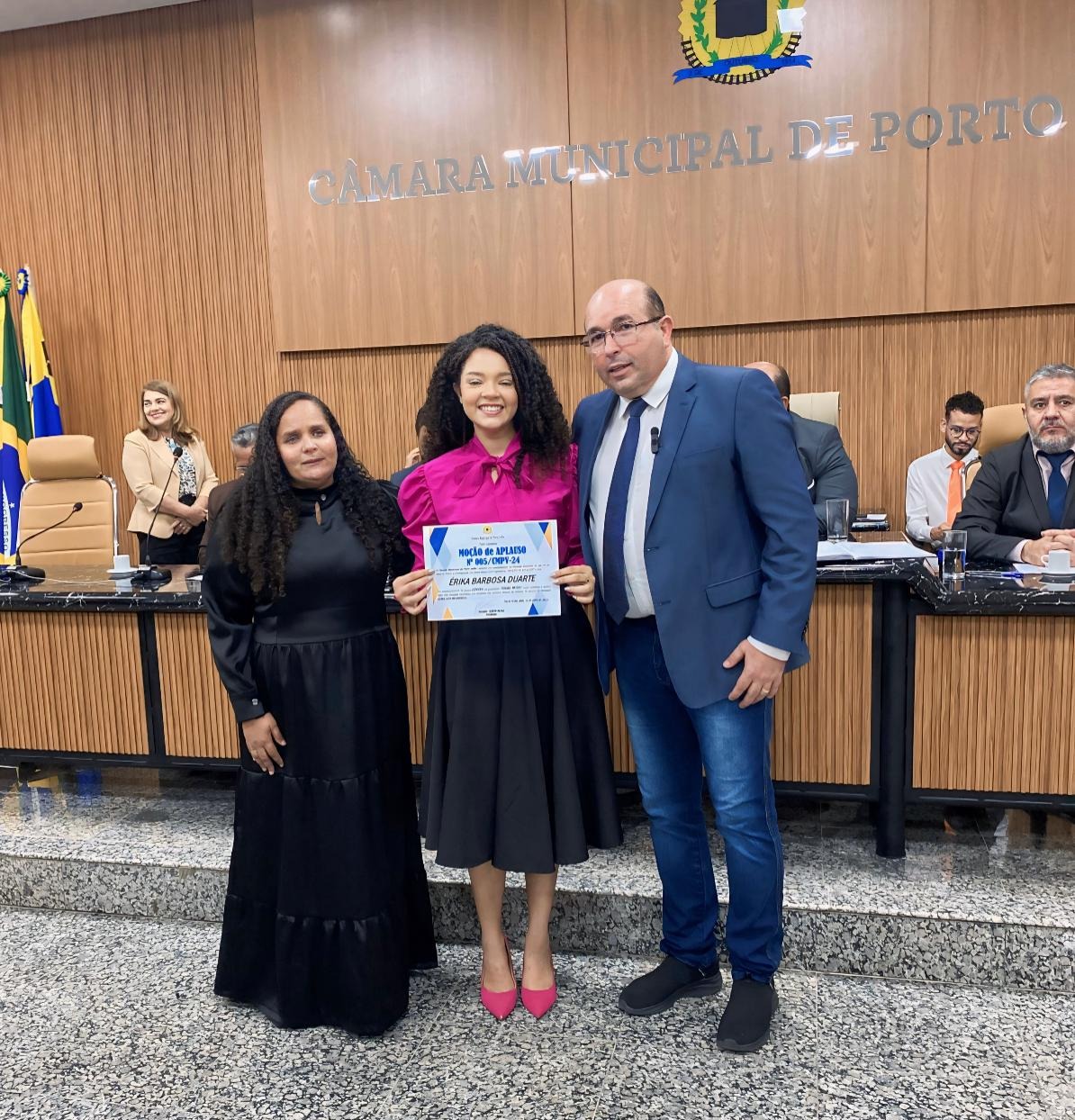 HOMENAGEM: Negreiros destaca contribuição de Érika Barbosa à música gospel e à fé cristã