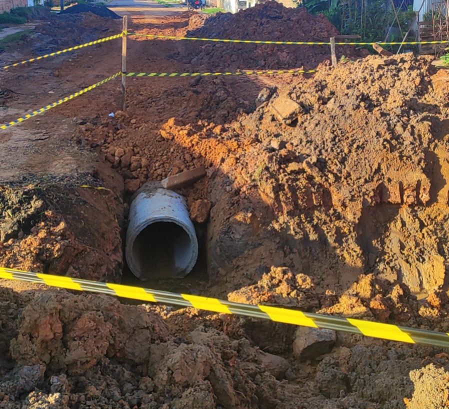 EDWILSON NEGREIROS: Vereador solicita e obtém drenagem para Rua Higienópolis no Bairro São Francisco