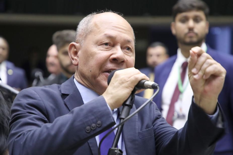 CHRISÓSTOMO: Governo Federal avalia vetar taxação de compras internacionais até US$ 50