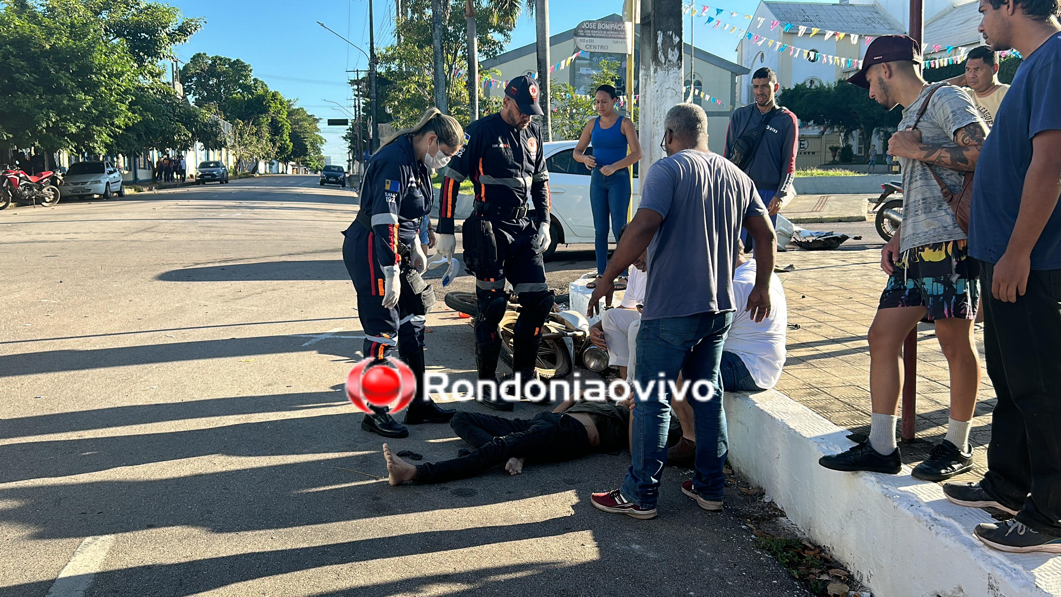 DESACORDADO: Motociclista fica em estado gravíssimo após acidente na frente da Catedral