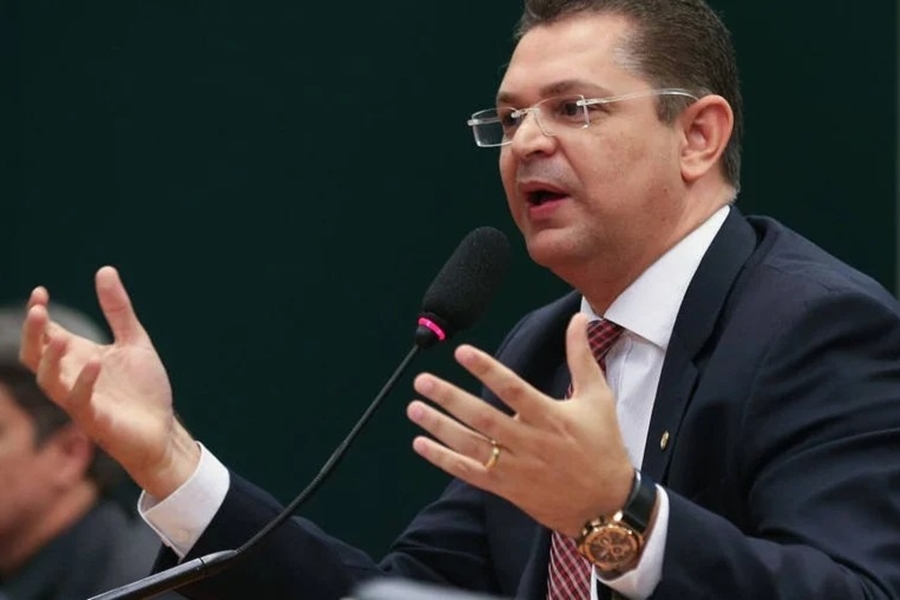 'SEM PRESSA': PL do aborto deve ser adiado após recuo da bancada evangélica