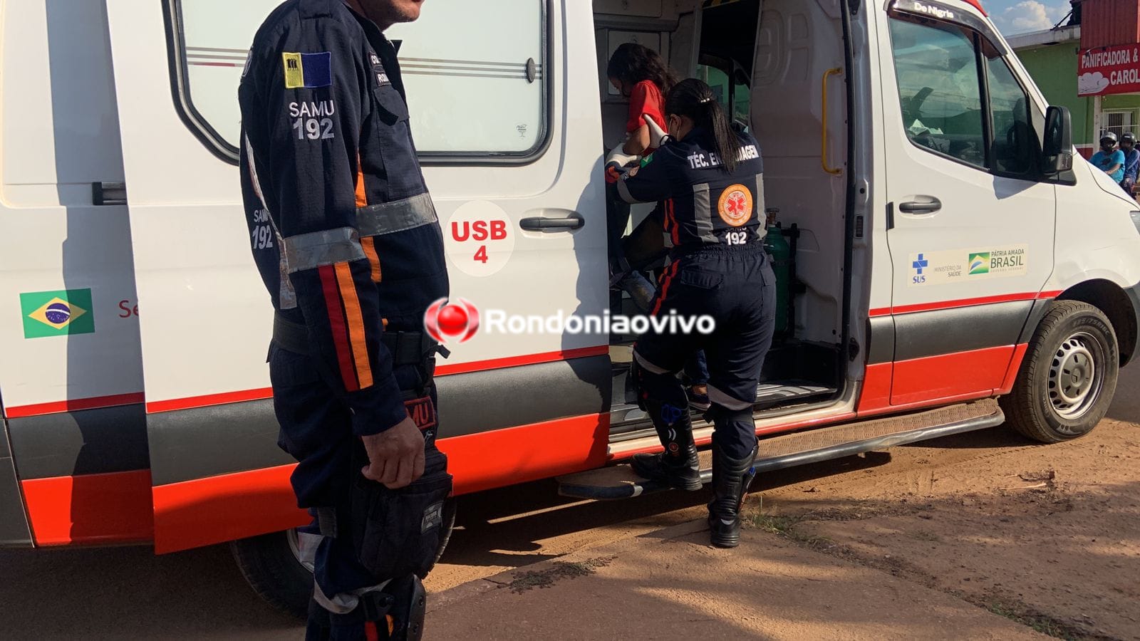 ESTRANHO: Moto-táxi foge após colisão com viatura da Polícia Penal e passageira se fere