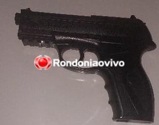 NA FORÇA: Adolescente de 15 anos reage a roubo e toma arma de assaltante 