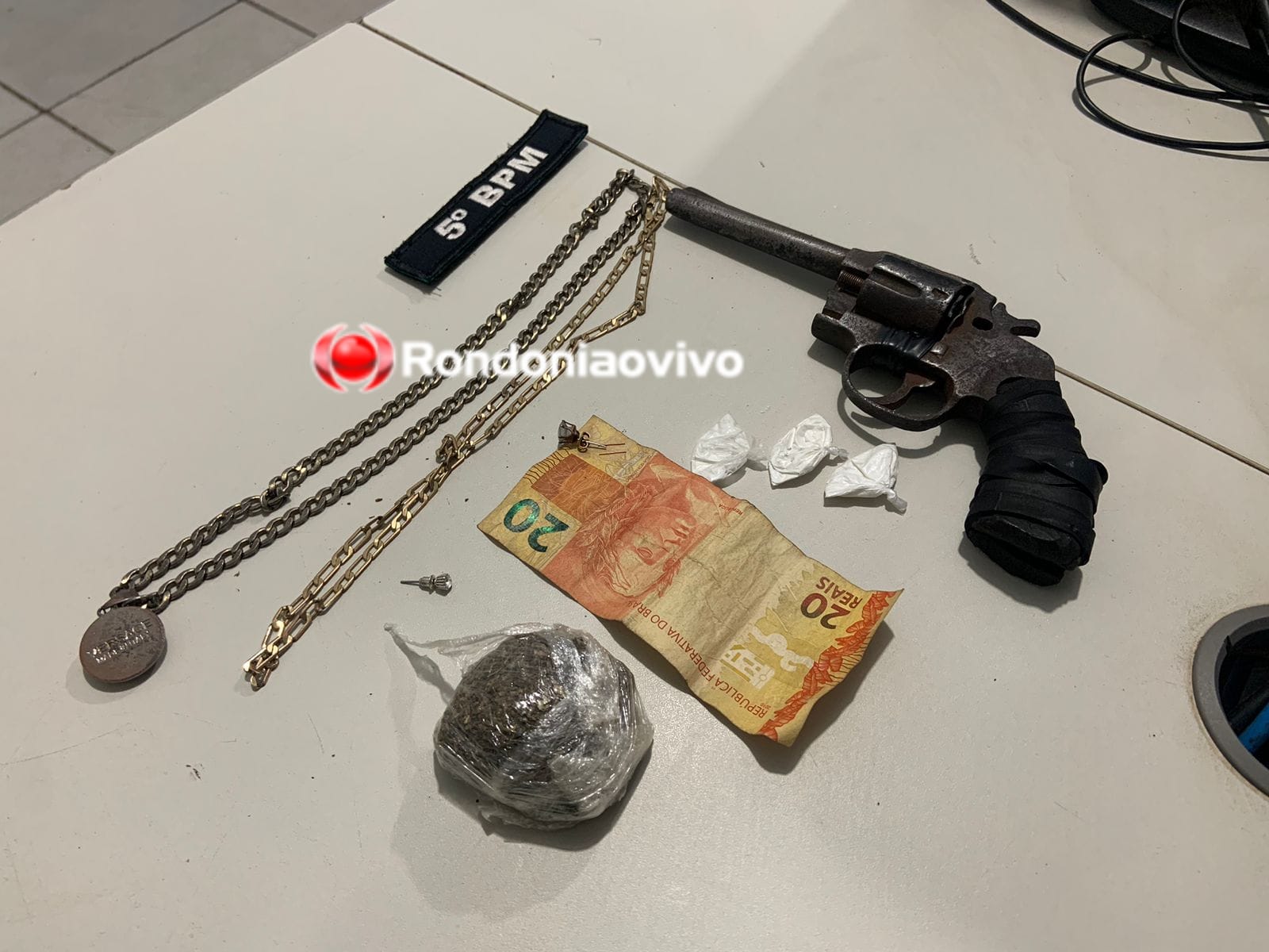 COROA BOREAL: Adolescente é flagrado armado e com drogas na zona Leste 