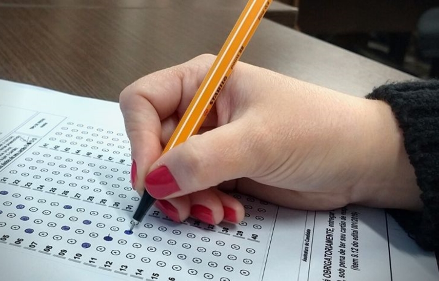 ESTABILIDADE: Vários concursos e processos seletivos estão abertos em RO