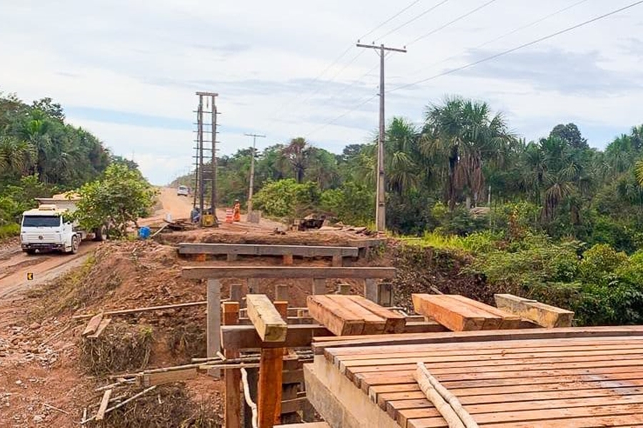 REVITALIZAÇÃO: Equipes começam a recuperar trechos da BR-319 entre RO e AM