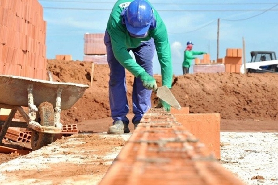 PORTO VELHO: Prefeitura anuncia processo seletivo para pessoas com o nível fundamental