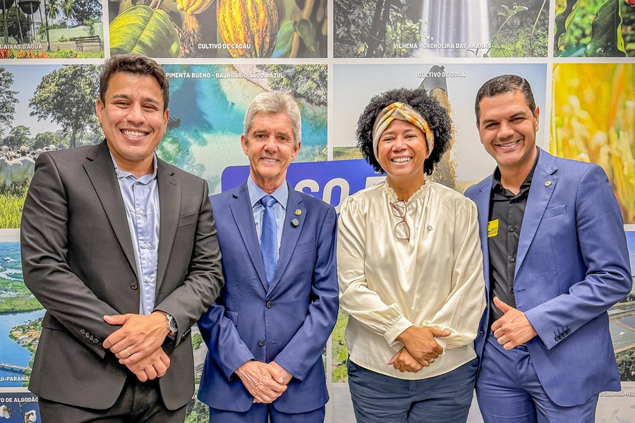 CÁSSIO GOIS: Deputado assegura R$ 6 milhões em parceria com senador para novo hospital 