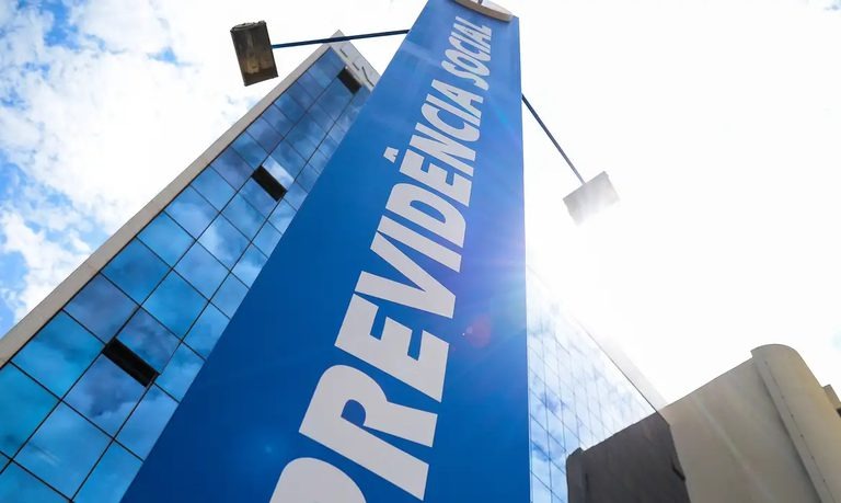 PLATAFORMA: Simulador de Aposentadorias já teve mais de 500 mil acessos    