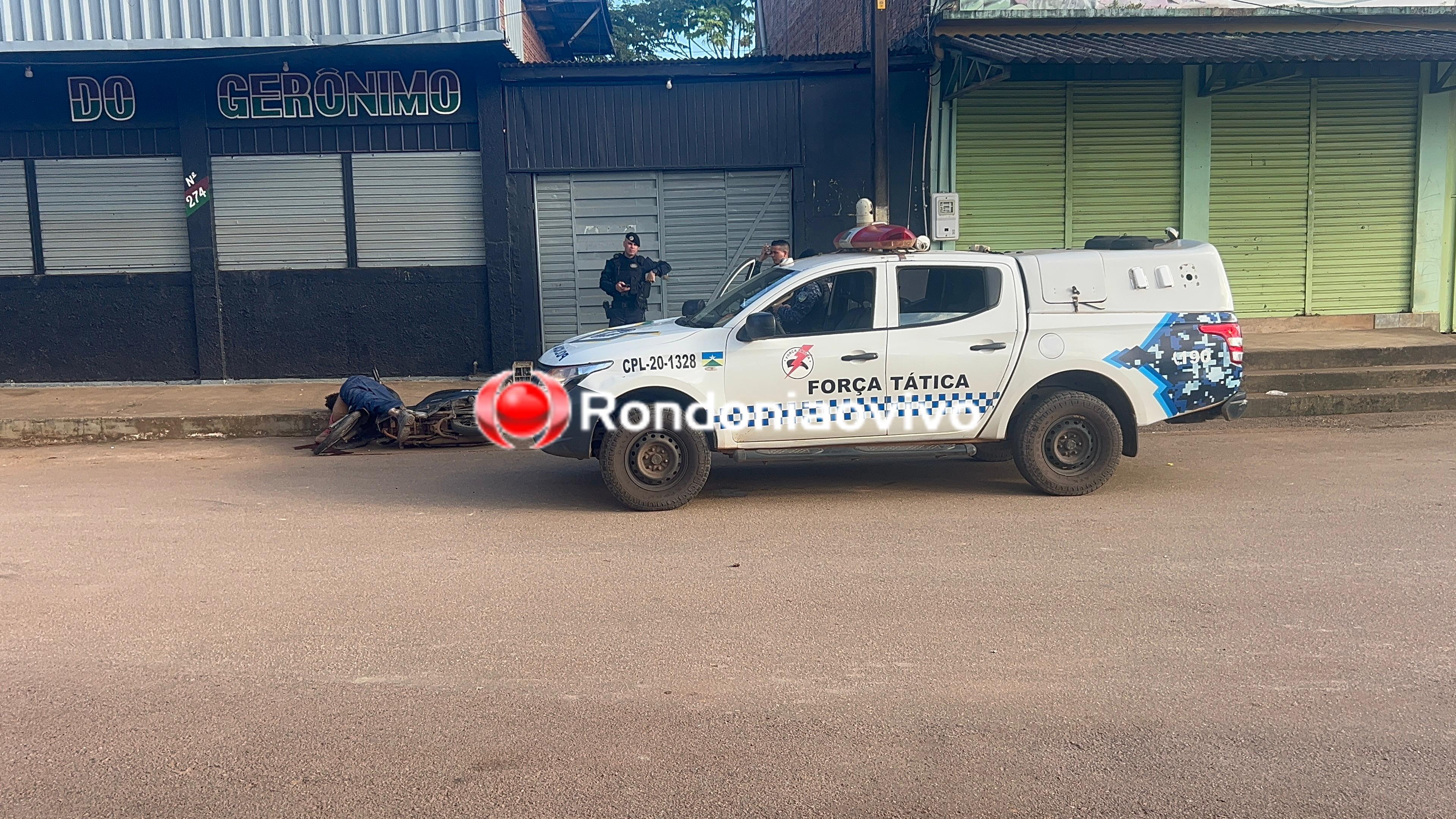 URGENTE: Motociclista é executado com tiro na cabeça no Cai N'água