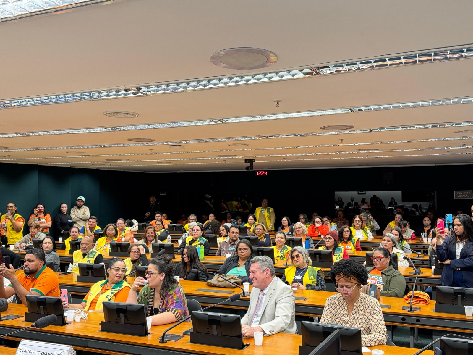 SILVIA CRISTINA: Deputada reforça apoio à PEC 14, que valoriza agentes comunitários de saúde 