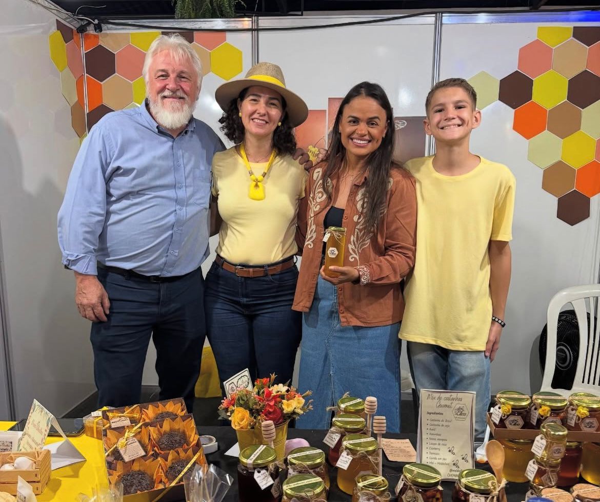 TAÍSSA SOUSA: Deputada prestigia a 40ª Expoari com diálogo, compromisso e bons momentos