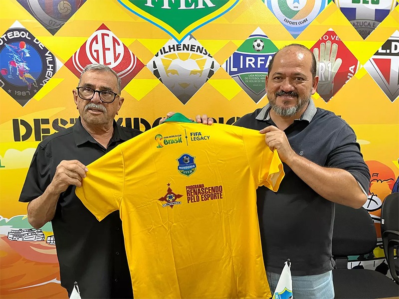 PROJETO SOCIAL: Sport Club Genus recebe materiais esportivos para ‘Gol do Brasil’ 