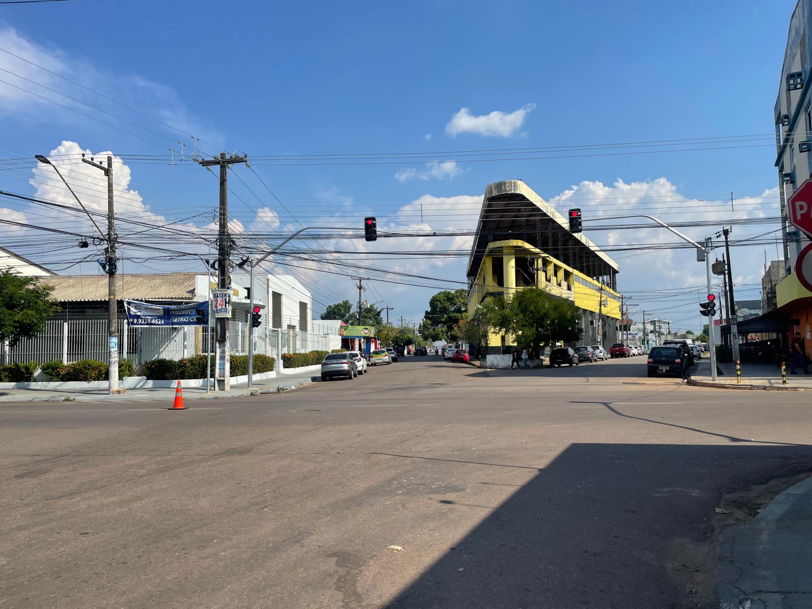 TRÂNSITO: Novo semáforo no cruzamento da Calama com Lauro Sodré melhora segurança