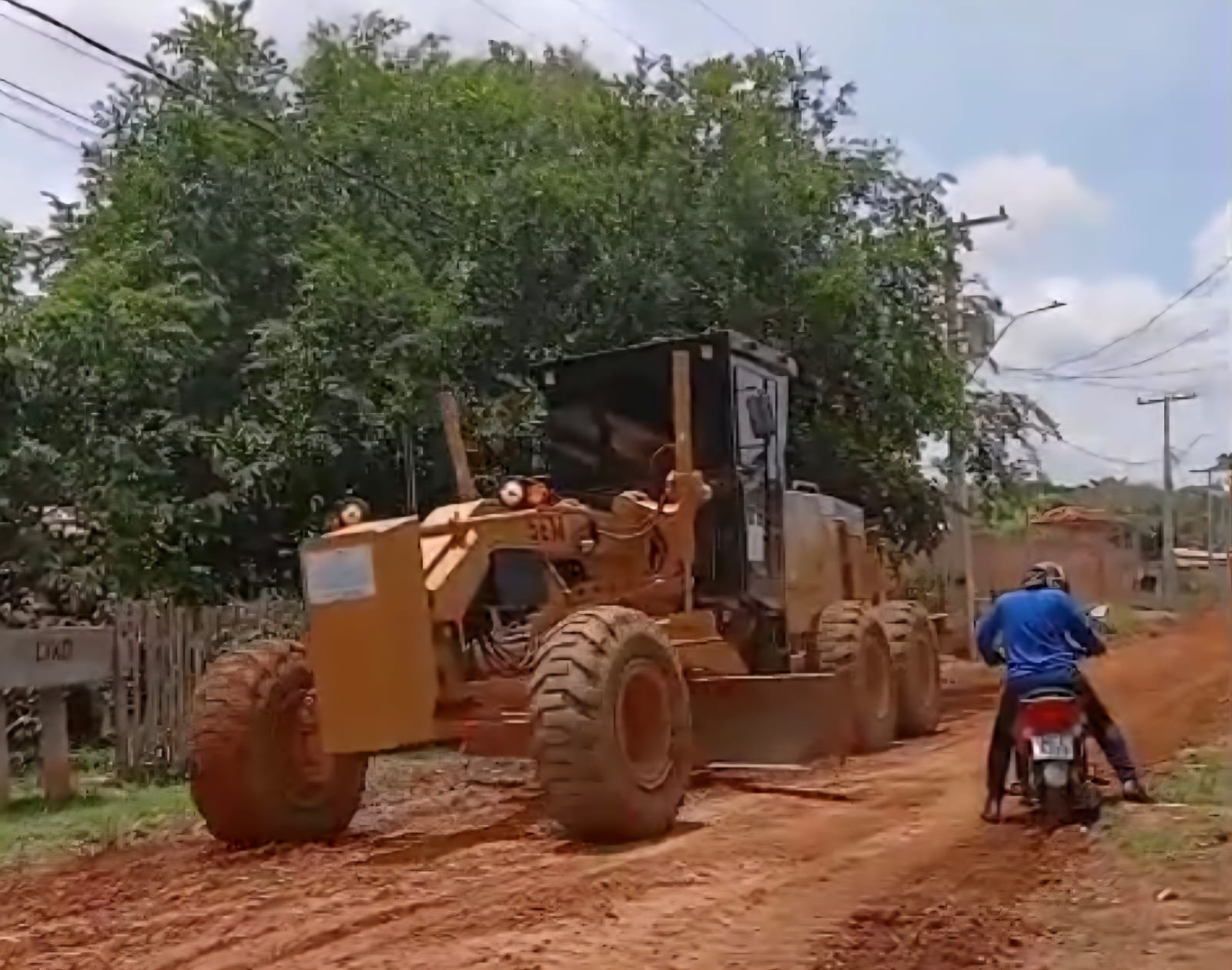 JÚNIOR QUEIROZ: Ramal Maravilha II recebe patrolamento e cascalhamento após solicitação 