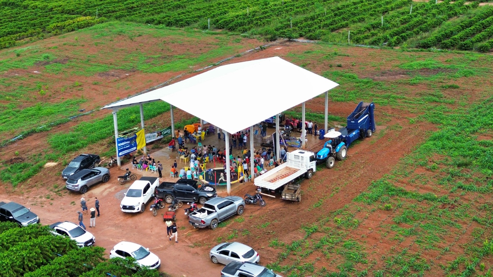 CÁSSIO GOIS: Deputado entrega barracão e fortalece agricultura familiar em Nova Brasilândia
