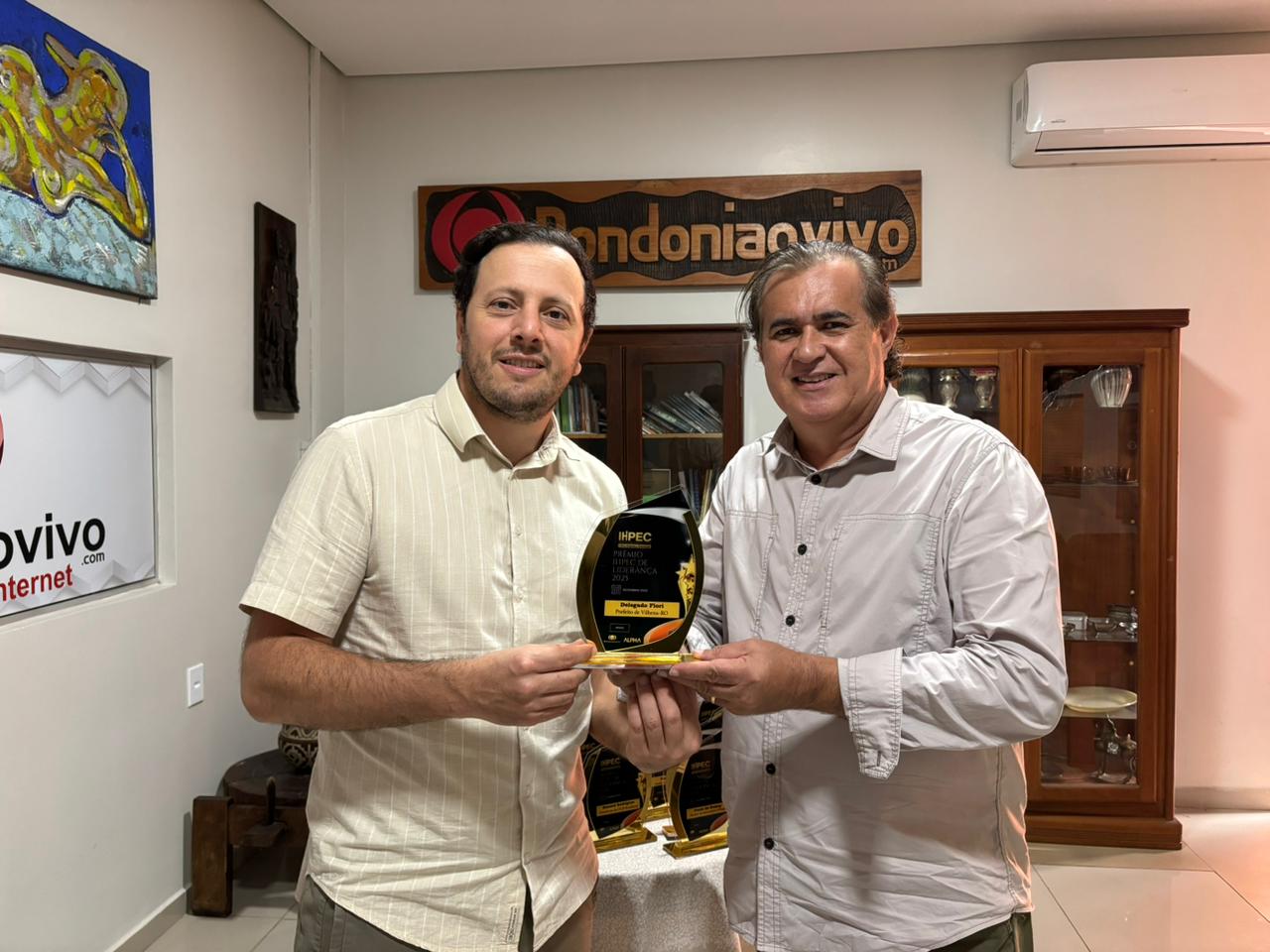 DESTAQUE EM PESQUISA: Prefeito de Vilhena recebe Prêmio IHPEC de Liderança 2025 