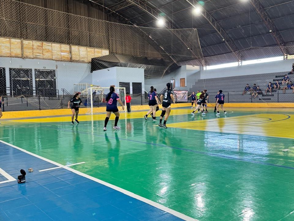 EM VILHENA: Copa Weslen Kameya de Handebol reúne equipes de três estados