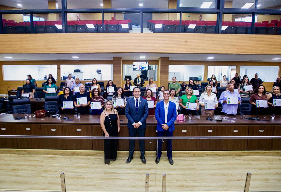 EYDER BRASIL : Deputado homenageia orientadores educacionais de Rondônia