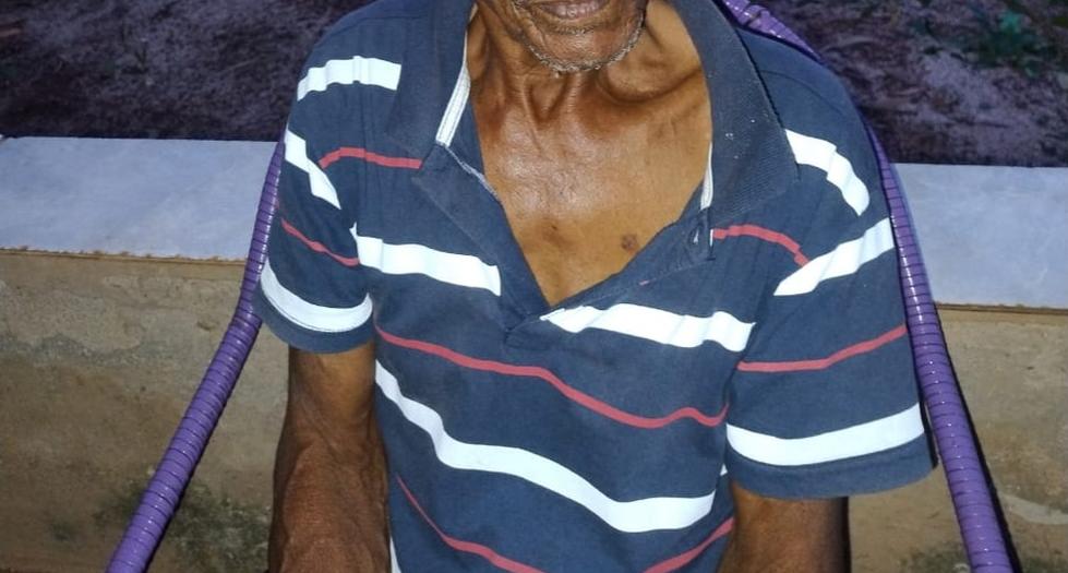 DENTRO DE CASA: Idoso de 85 anos é agredido e roubado por bandidos encapuzados 