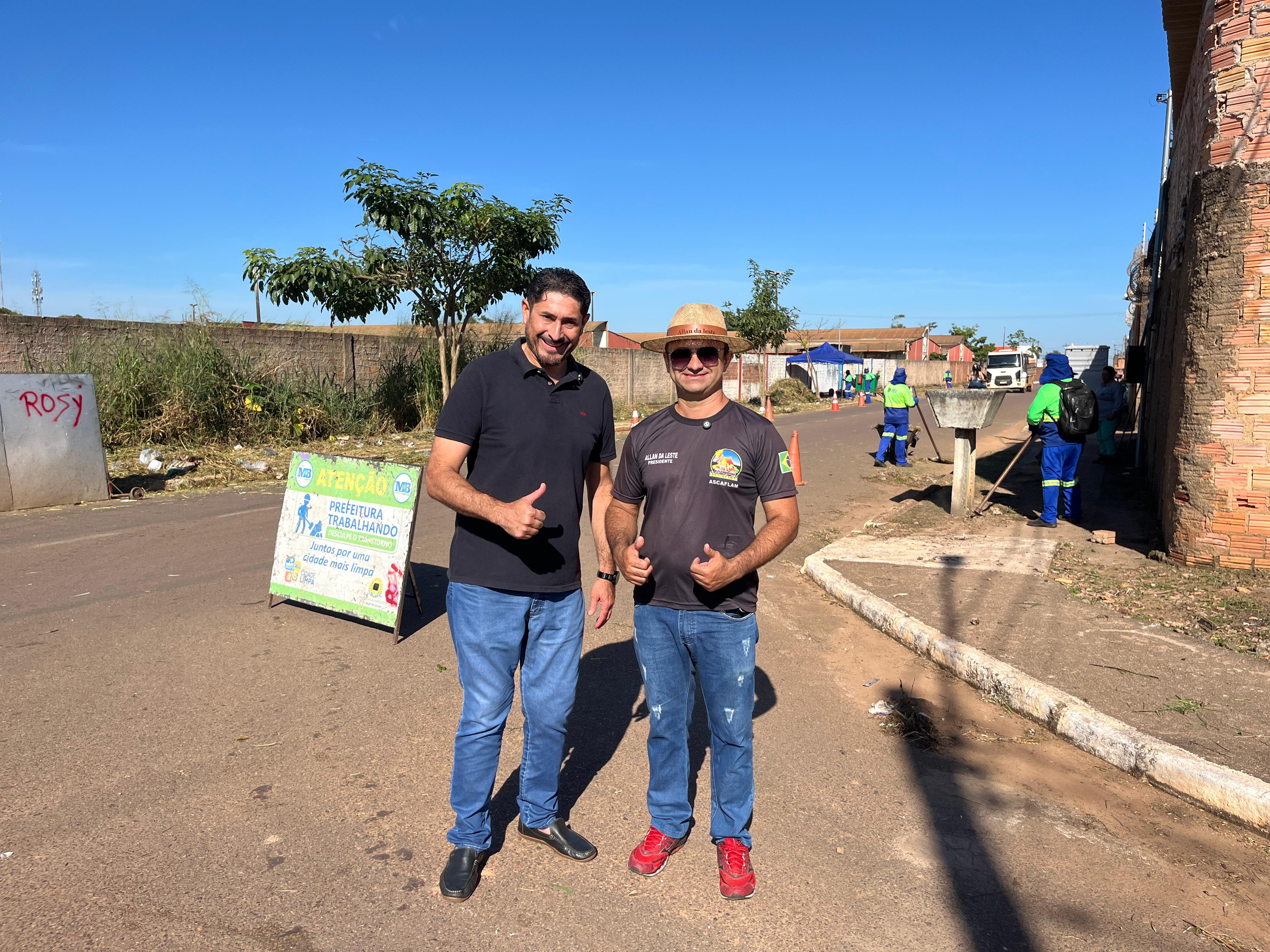 MÁRCIO PACELE: Seinfra atende pedido de vereador e inicia limpeza na rua Itatiaia