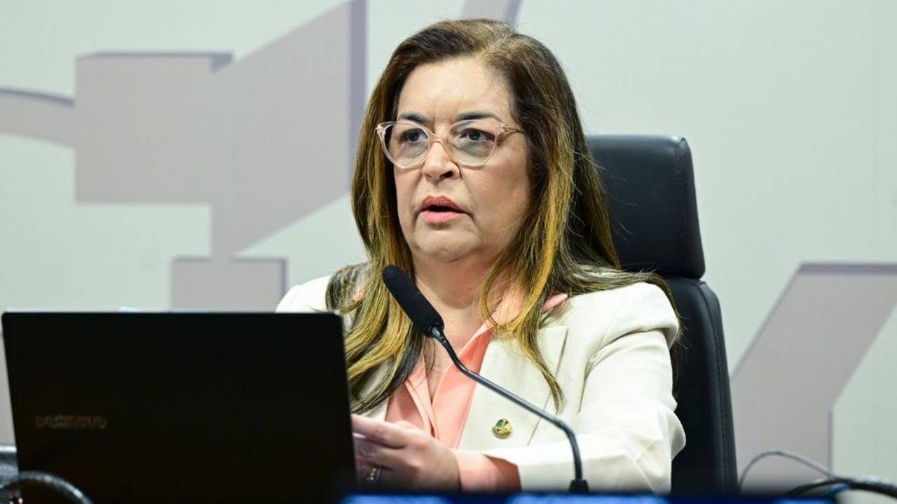 CONSIGNADOS: Senadora alagoana protocola pedido de CPI para investigar os bancos Master e BMG