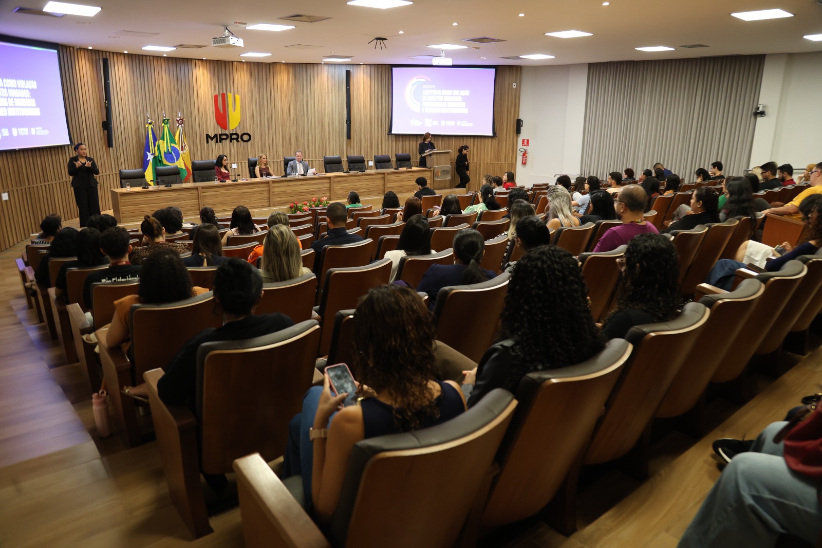 SEMINÁRIO: MPRO defende direito de pessoas LGBTQIAPN+ à vida sem discriminação