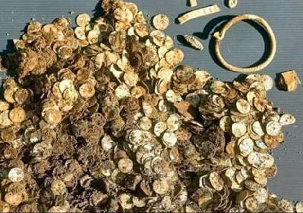 FORTUNA: Maior tesouro de prata da Era Viking é achado na Finlândia 
