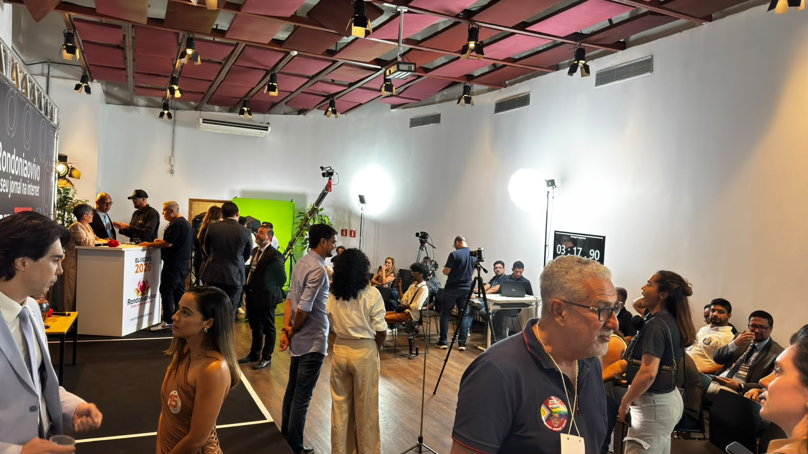 VEJA AS FOTOS: Debate Show do Rondoniaovivo inovou no modelo de confronto de candidatos 