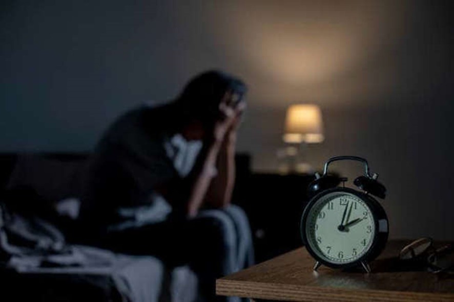 CONSEQUÊNCIAS: O que acontece com o cérebro quando você passa mais de 24 horas sem dormir