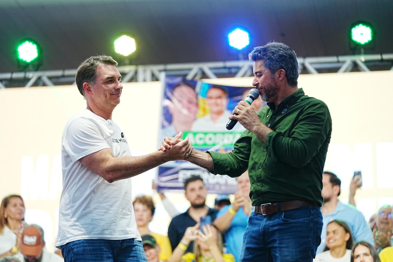 ACIONOU A FEDERAL: PL reage a fake news contra Marcos Rogério e Flávio Bolsonaro